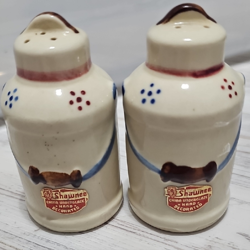 Vintage Shawnee Milk Cans Salt & Pepper Shakers‎ Hand Decorated China
